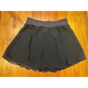 EUC Capezio Chiffon Pull On Girls Skirt Black Intermediate Faux Wrap Scalloped